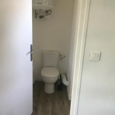 Plage du Pin-de-Galle au Pradet Appartement *